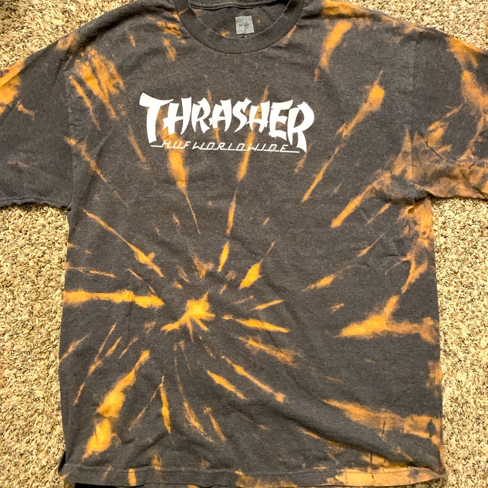 Authentic custom thrasher tee XL